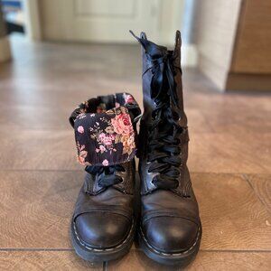 Dr Martens Fold-over 1914 AirWave floral and brown women 8